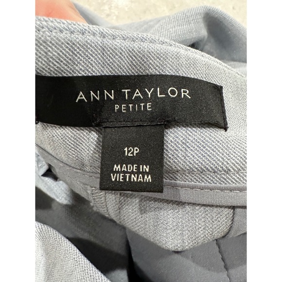 Ann Taylor Petite Women's Light Gray Blazer & Pant Suit Set Size 12P - Picture 12 of 12